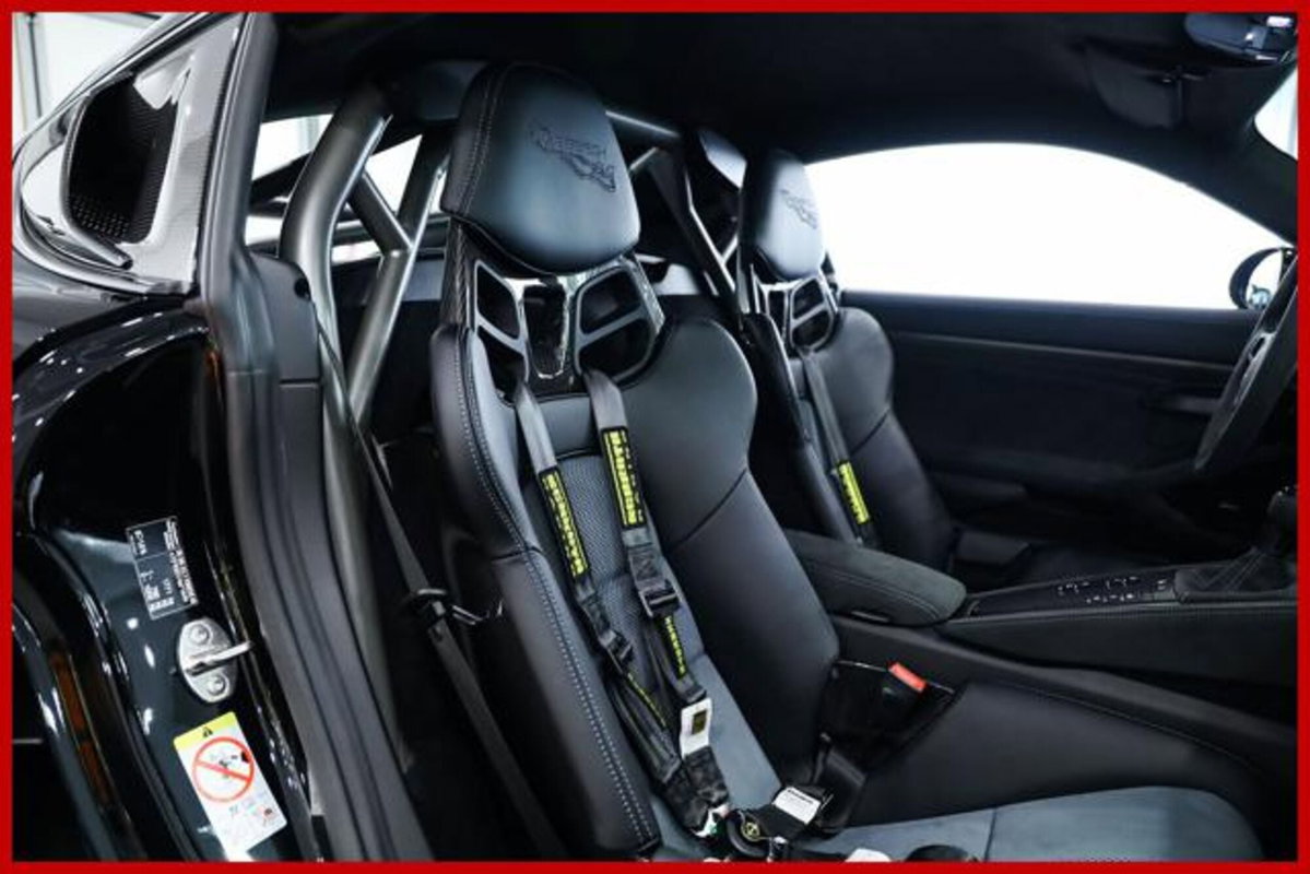 Porsche 718 Cayman  Cayman 4.0 GT4 RS pdk (12)