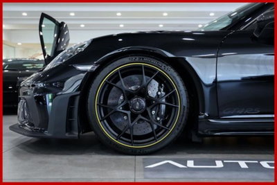 Porsche 718 Cayman  Cayman 4.0 GT4 RS pdk (8)