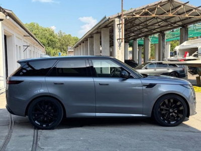 Land Rover Range Rover Sport 3.0D l6 249 CV HSE Dynamic Stealth (4)