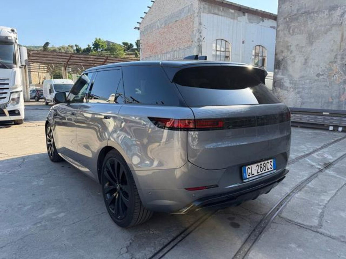Land Rover Range Rover Sport 3.0D l6 249 CV HSE Dynamic Stealth (7)