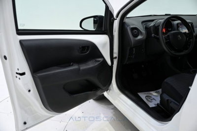 Peugeot 108 72 5 porte Active (8)