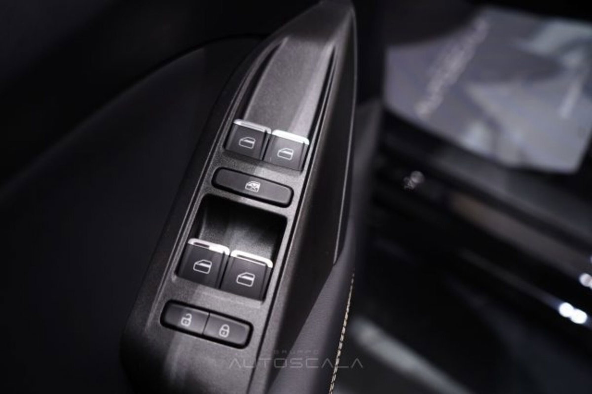 Sportequipe Sportequipe 8 GT Sportequipe 8 GT 1.6 t-gdi 186cv dct (10)