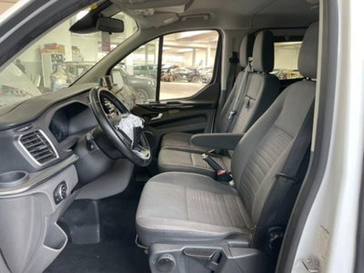 Ford Tourneo Custom 320 2.0 TDCi 130CV MHEV PL Titanium (10)