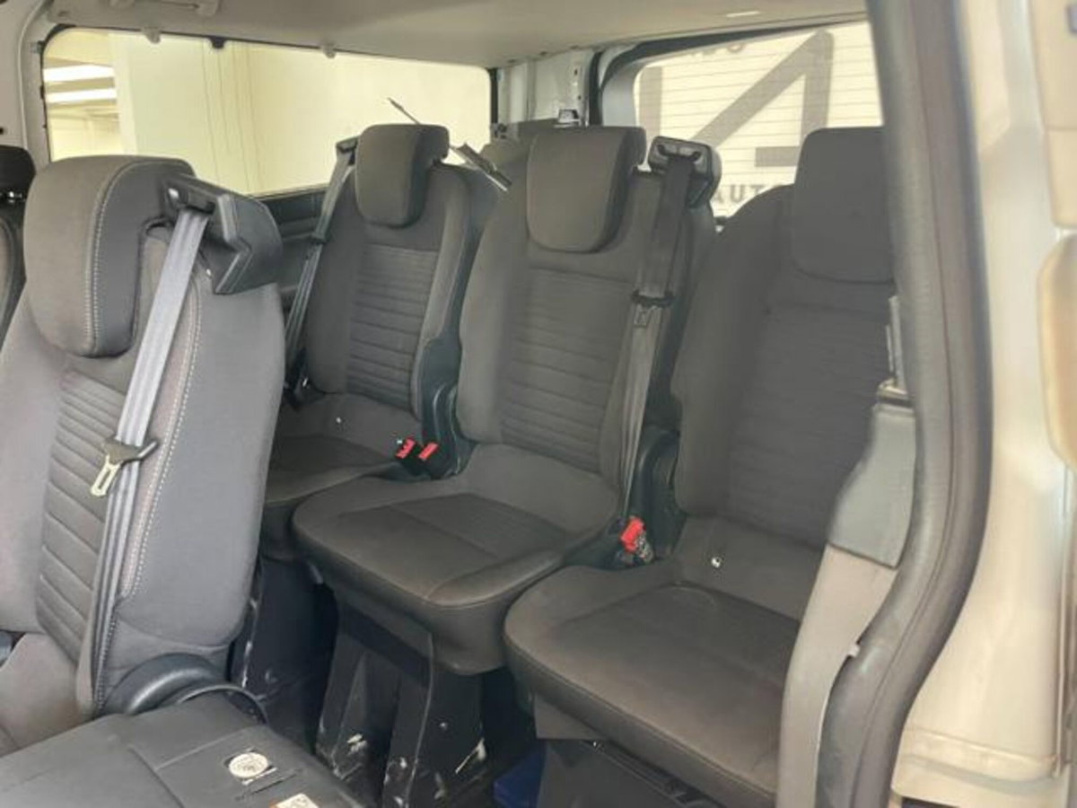 Ford Tourneo Custom 320 2.0 TDCi 130CV MHEV PL Titanium (12)