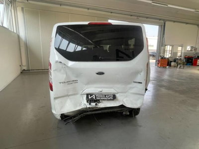 Ford Tourneo Custom 320 2.0 TDCi 130CV MHEV PL Titanium (6)