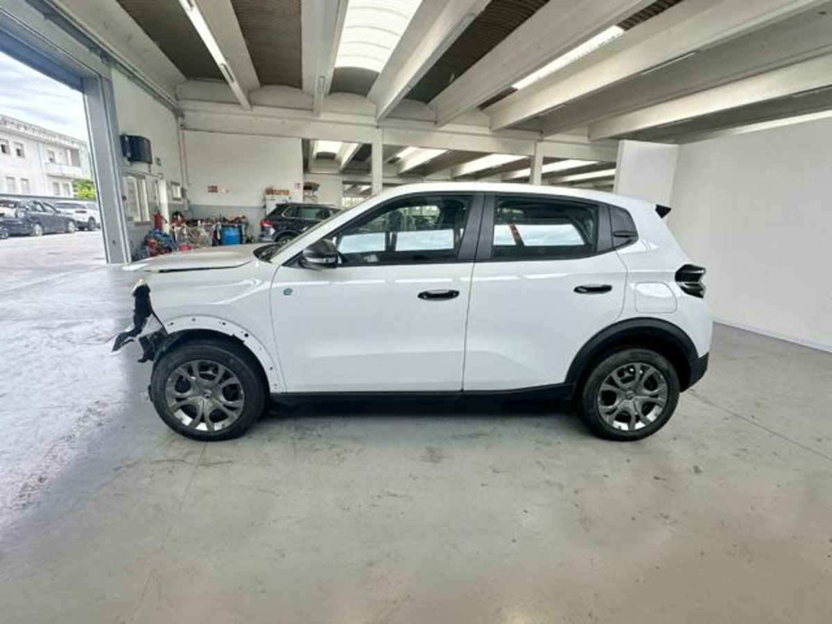 Citroen e-C3 44kWh elettrico You 113cv (4)