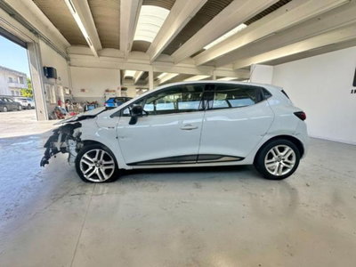 Renault Clio TCe 12V 90 CV GPL 5 porte Moschino Zen (4)