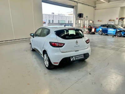 Renault Clio TCe 12V 90 CV GPL 5 porte Moschino Zen (5)