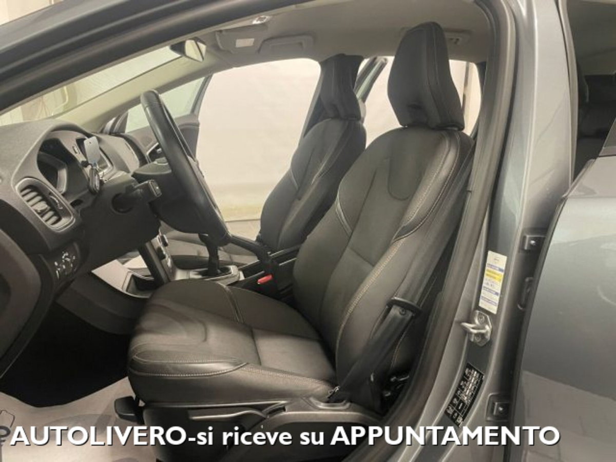 Volvo V40 Cross Country D2 (8)