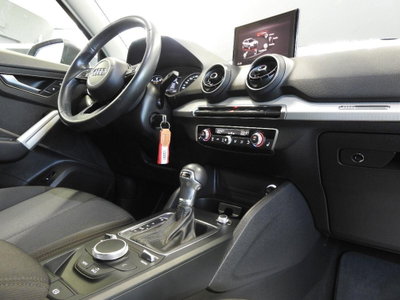 Audi Q2 Q2 30 TFSI S tronic (11)