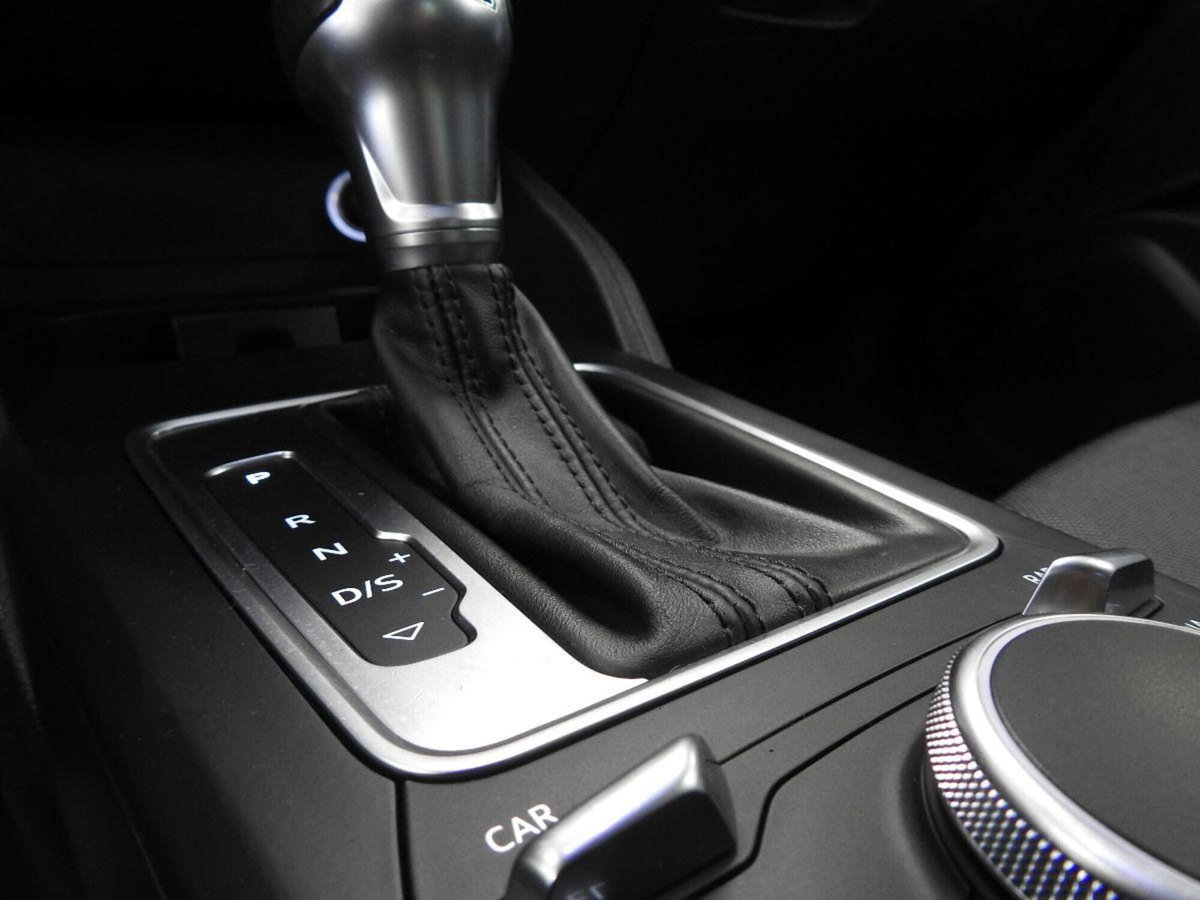 Audi Q2 Q2 30 TFSI S tronic (20)