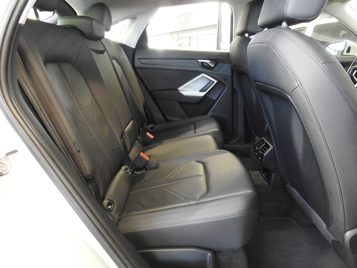 Audi Q3 Sportback 35 TDI S line edition (17)