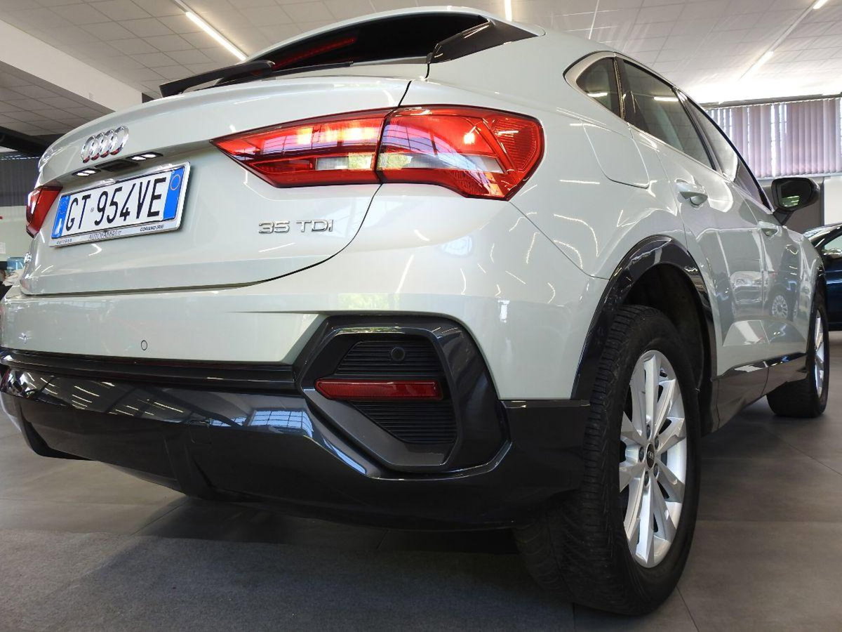 Audi Q3 Sportback 35 TDI S line edition (5)