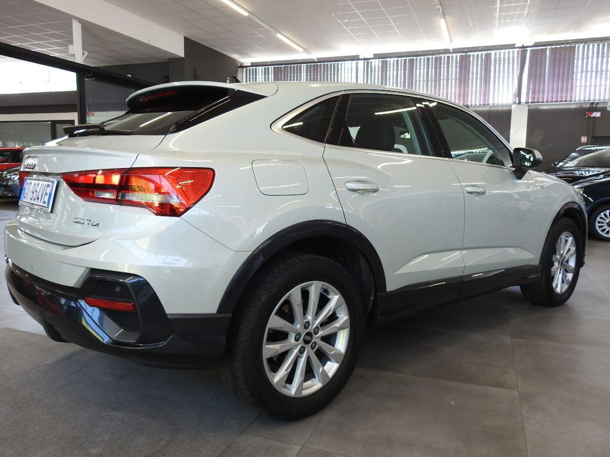 Audi Q3 Sportback 35 TDI S line edition (6)