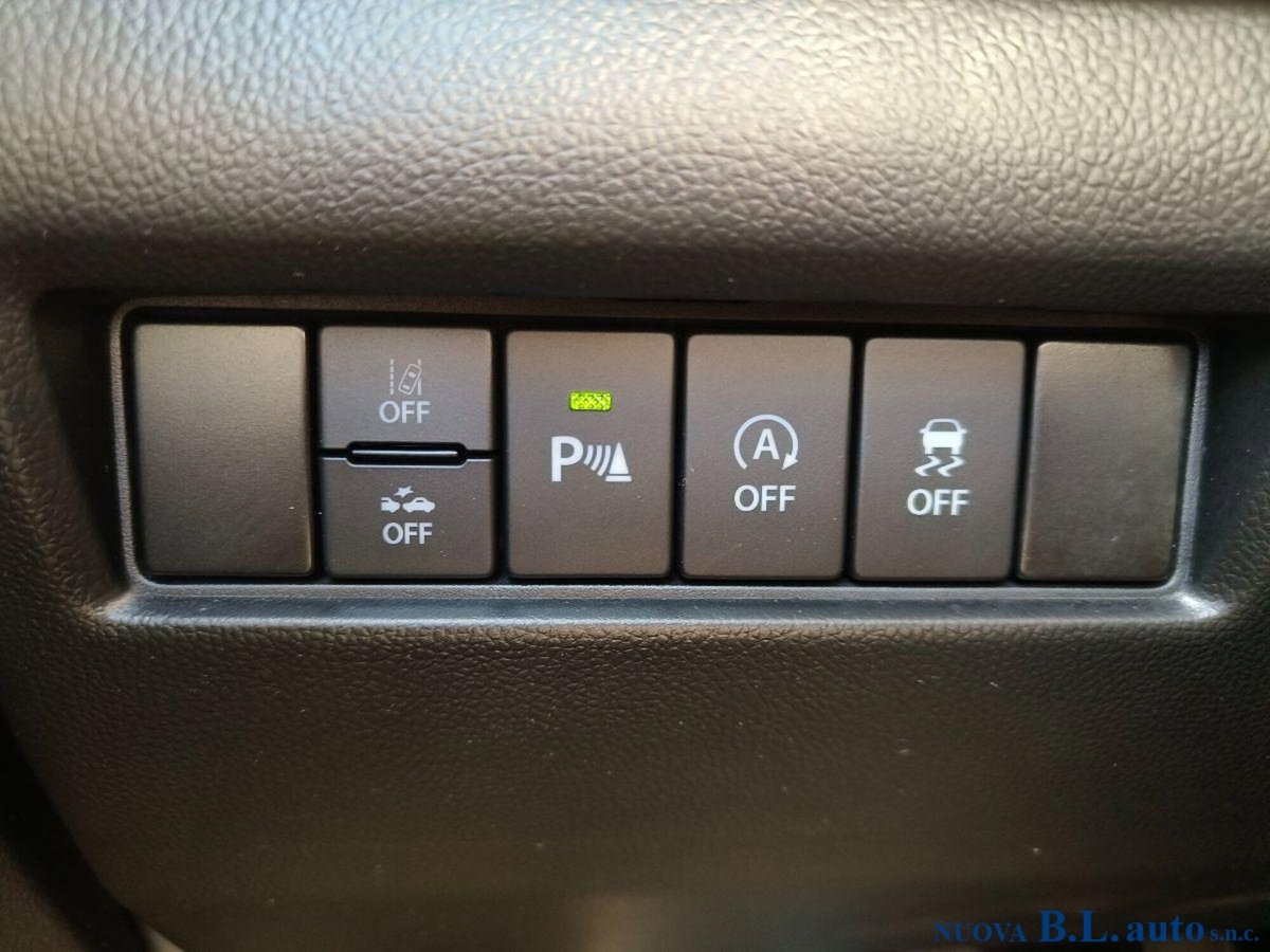 Suzuki Swift 1.2 Hybrid Easy Top (6)