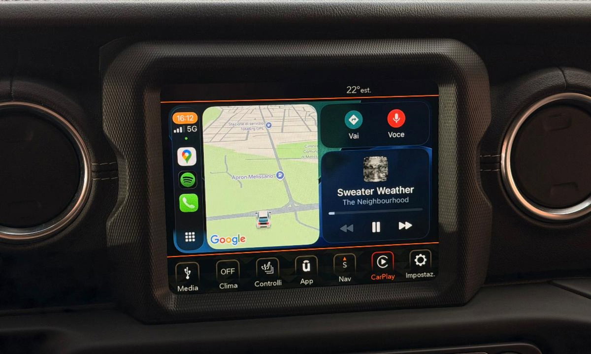 Jeep Wrangler Unlimited 2.2 Mjt II Sahara (10)