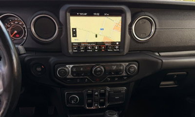 Jeep Wrangler Unlimited 2.2 Mjt II Sahara (9)