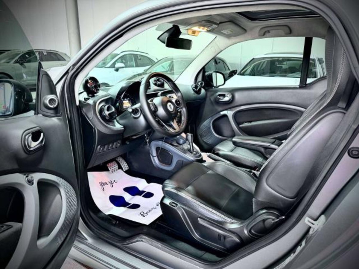 smart Fortwo BRABUS 0.9 Turbo twinamic Xclusive (8)