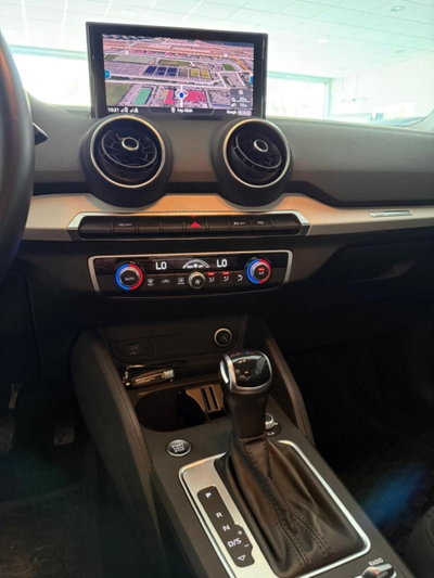 Audi Q2 Q2 30 TDI S tronic Identity Black (17)