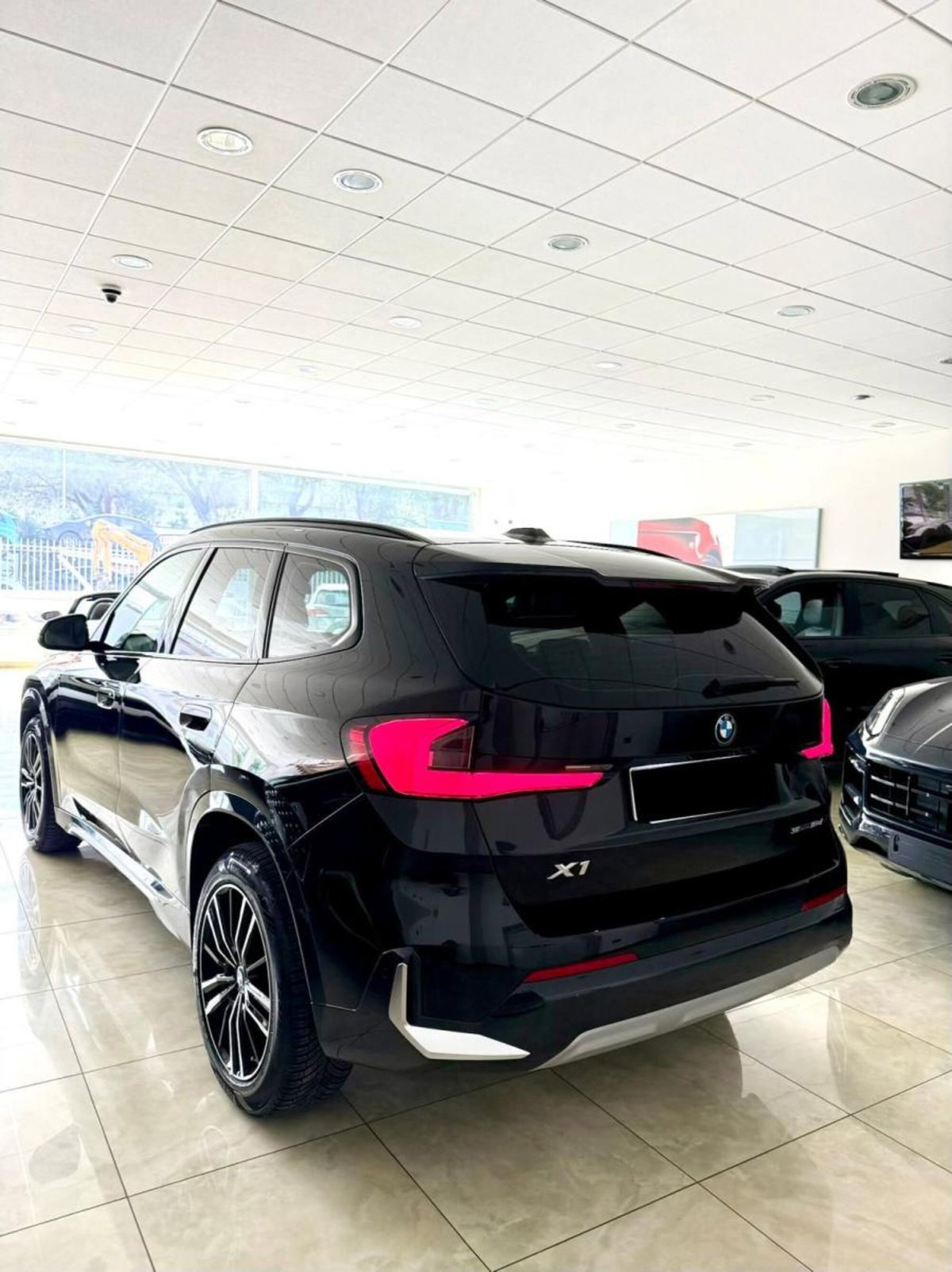 BMW X1 sDrive 18d xLine (6)