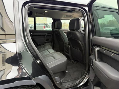 Land Rover Defender 110 3.0D I6 200 CV AWD Auto S (15)