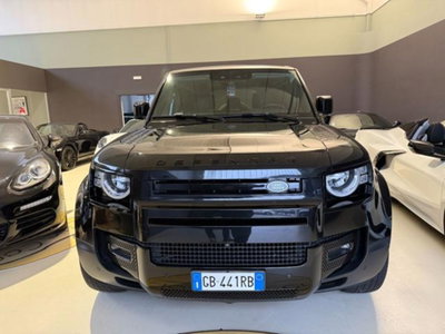 Land Rover Defender 110 3.0D I6 200 CV AWD Auto S (2)