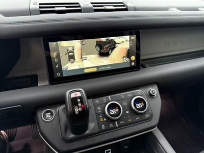 Land Rover Defender 110 3.0D I6 200 CV AWD Auto S (8)