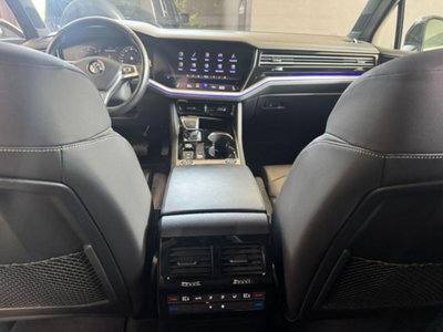 Volkswagen Touareg 3.0 V6 TDI 286 CV SCR Advanced (13)