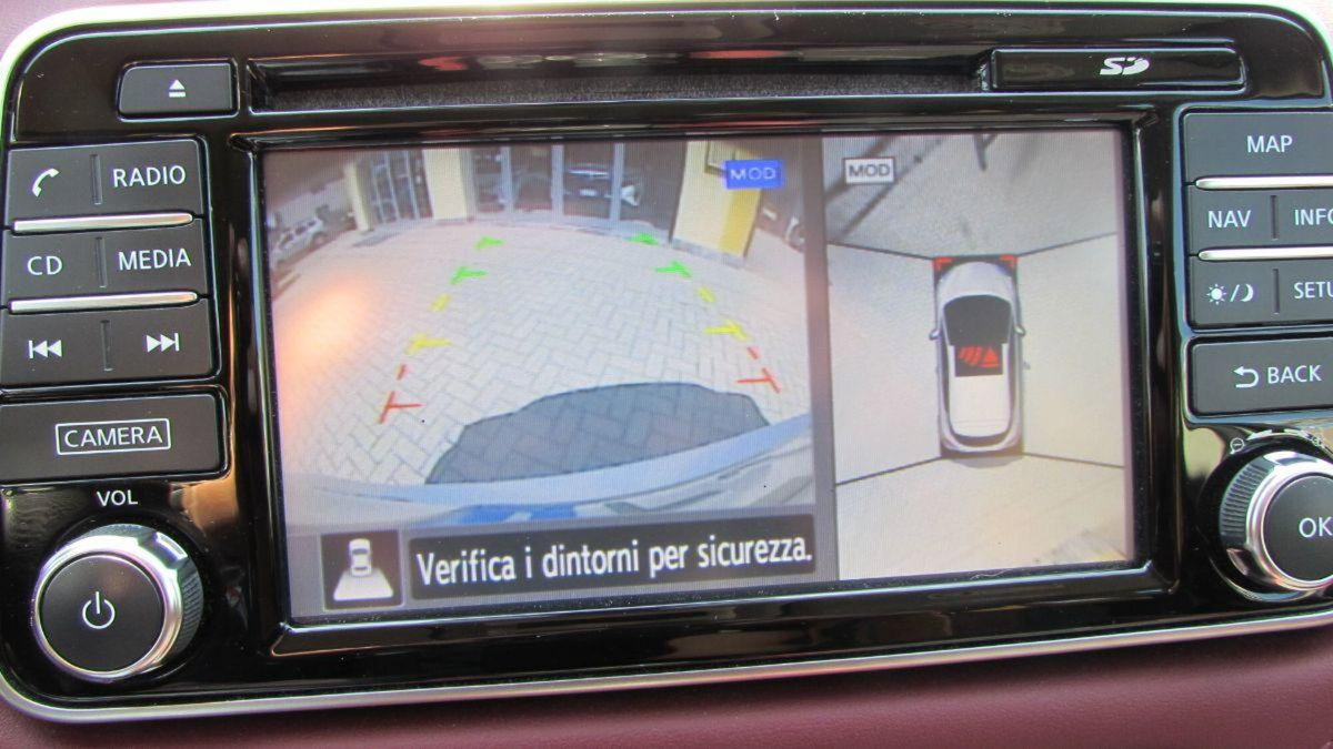 Nissan Micra 0.9 IG-T 12V 5 porte Tekna (15)