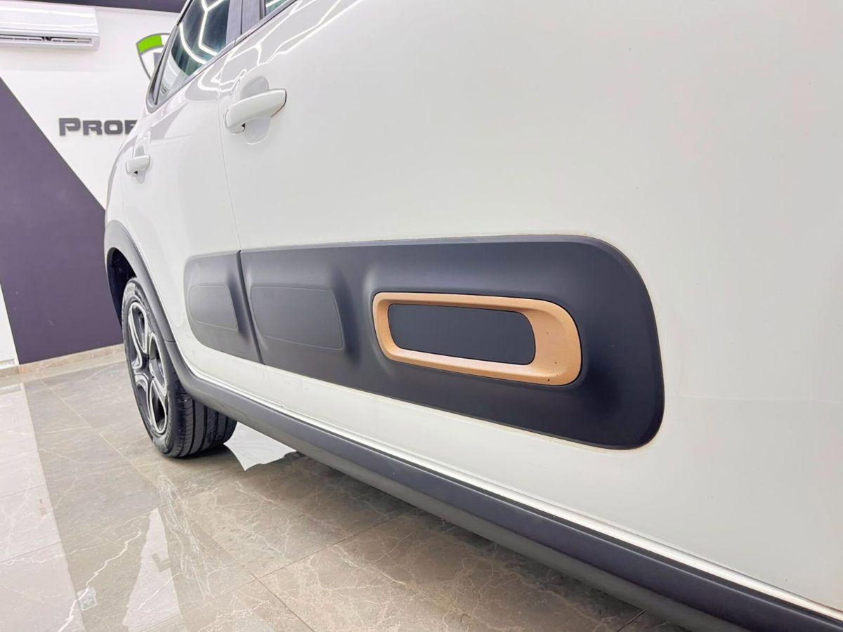 Citroen C3 PureTech 83 S&S C-Series (15)