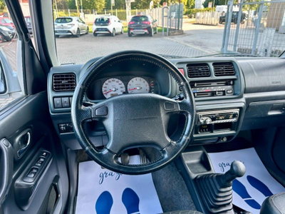 Suzuki Jimny 1.3i 16V cat 4WD JLX Mode (11)
