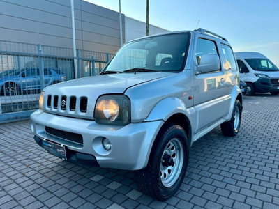 Suzuki Jimny 1.3i 16V cat 4WD JLX Mode (2)