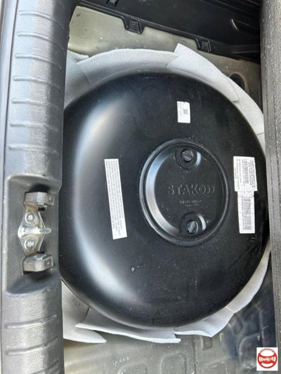 Kia Stonic 1.2 mpi Style gpl 82cv (16)
