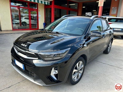 Kia Stonic 1.2 mpi Style gpl 82cv (2)