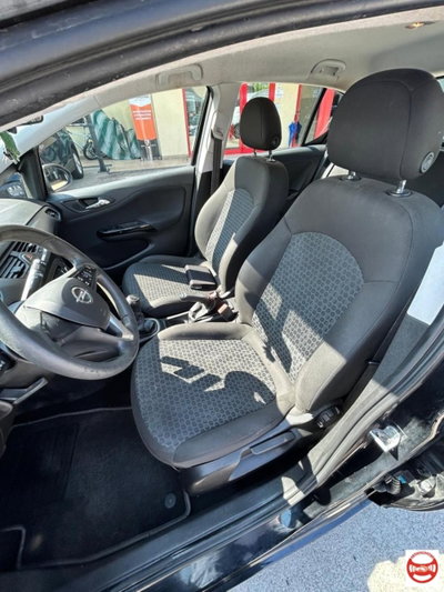 Opel Corsa 1.4 90CV GPL Tech 5 porte n-Joy (10)