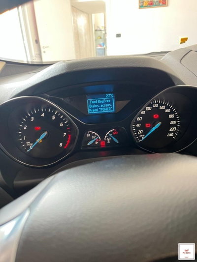 Ford C-Max 1.6 120CV GPL Titanium (7)