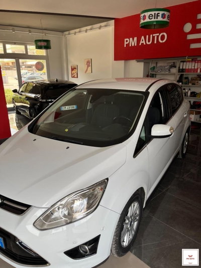 Ford C-Max 1.6 120CV GPL Titanium (8)