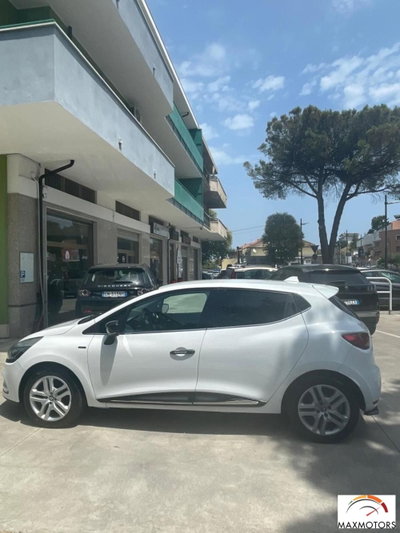 Renault Clio TCe 12V 90 CV GPL 5 porte Duel (4)