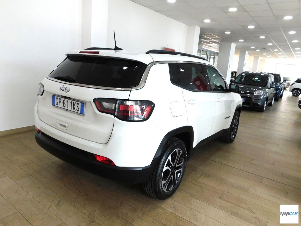 Jeep Compass 1.6 Multijet II 2WD Limited (3)