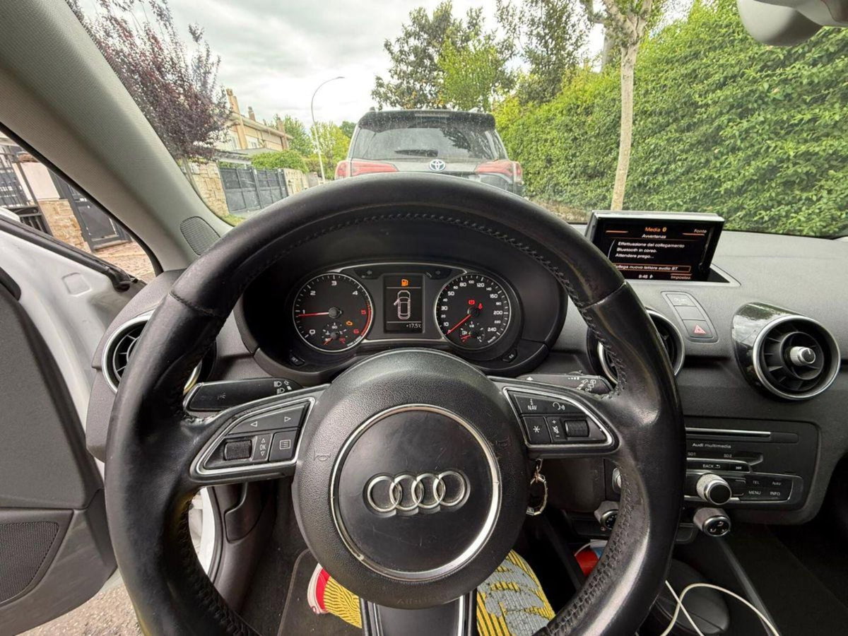 Audi A1 Sportback 1.4 TDI ultra Design (5)