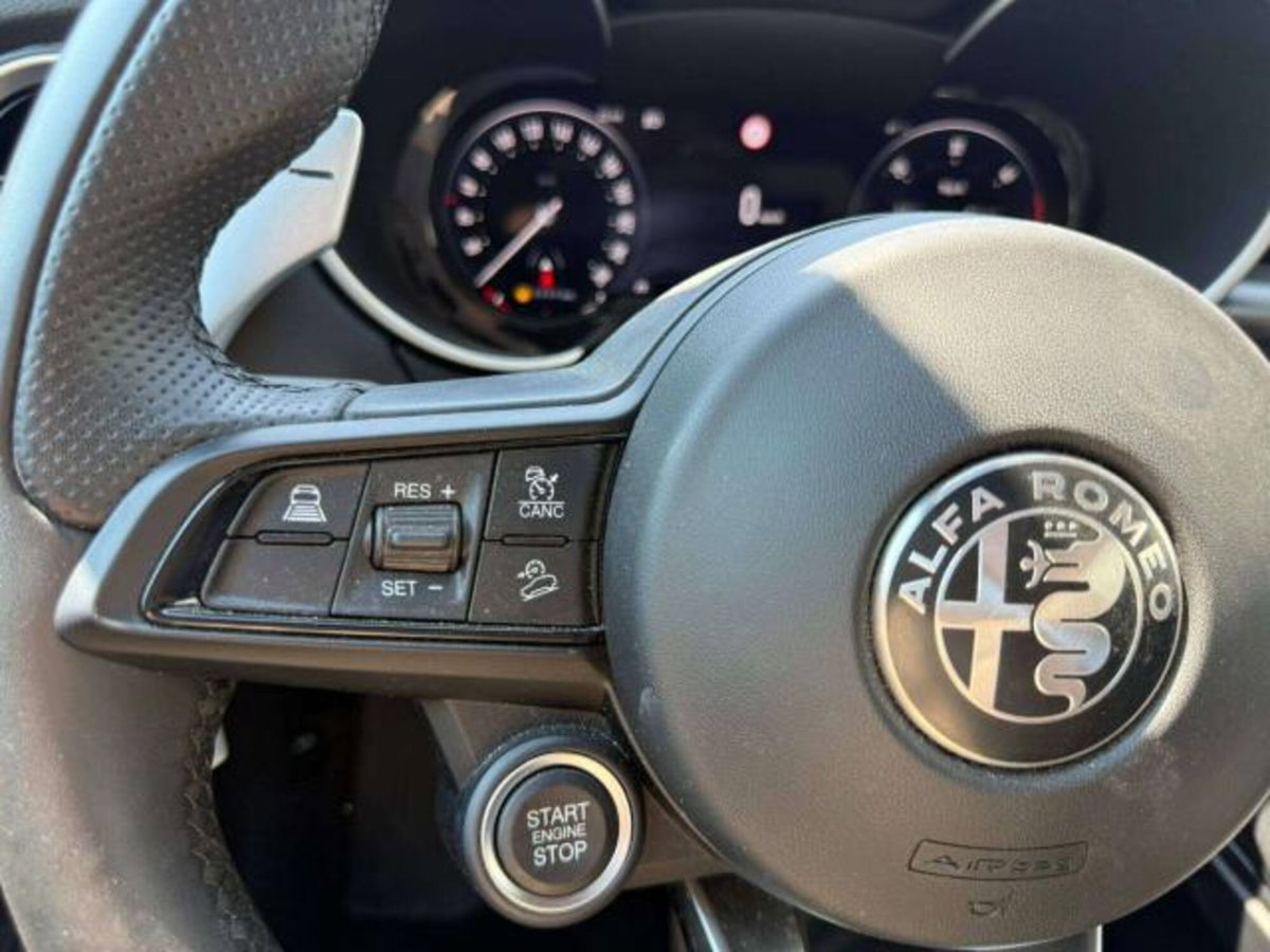 Alfa Romeo Stelvio 2.2 t Veloce Q4 210cv auto (14)