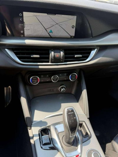Alfa Romeo Stelvio 2.2 t Veloce Q4 210cv auto (9)