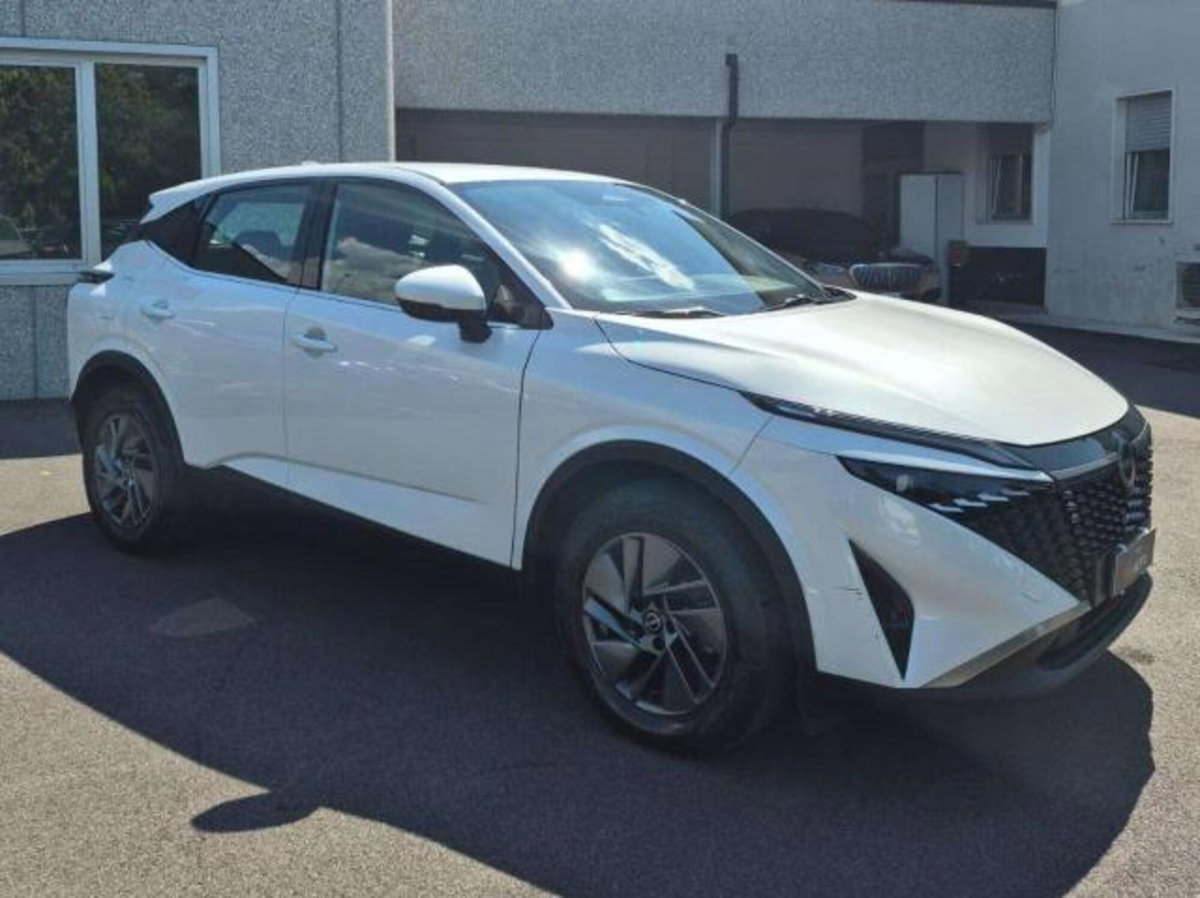 Nissan Qashqai 1.3 mhev Tekna 2wd 140cv (3)