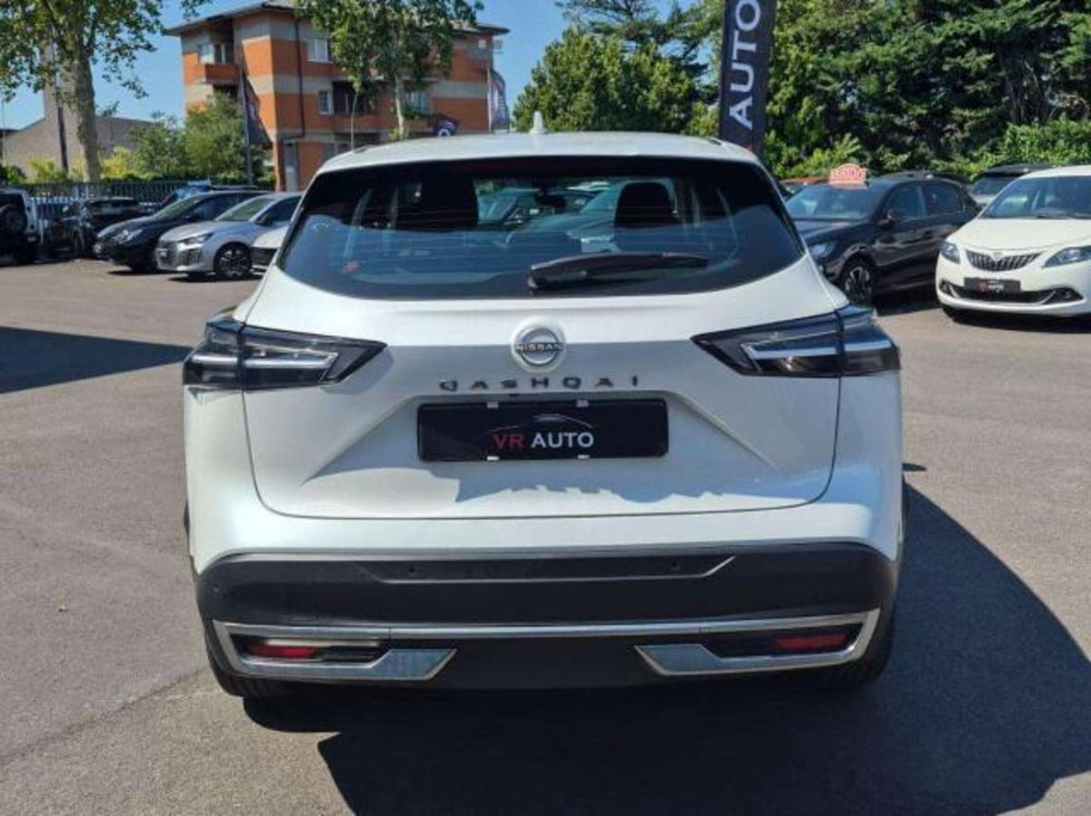Nissan Qashqai 1.3 mhev Tekna 2wd 140cv (6)