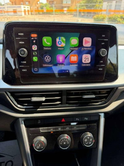 Volkswagen T-Roc 1.5 tsi Life dsg (10)