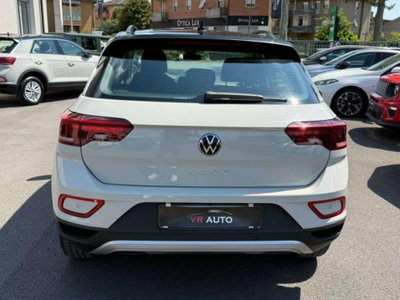 Volkswagen T-Roc 1.5 tsi Life dsg (5)