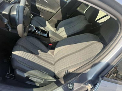 Peugeot 208 1.2 puretech Allure s&s 100cv (7)