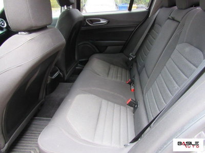 Alfa Romeo Giulia 2.2 Turbodiesel 136 CV AT8 Business (11)