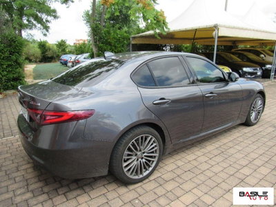 Alfa Romeo Giulia 2.2 Turbodiesel 136 CV AT8 Business (5)