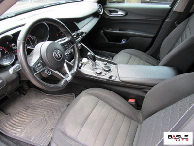 Alfa Romeo Giulia 2.2 Turbodiesel 136 CV AT8 Business (7)
